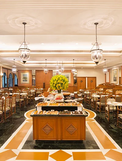 Jal Mahal Restaurant At Trident Jaipur Decorated With Chandliers